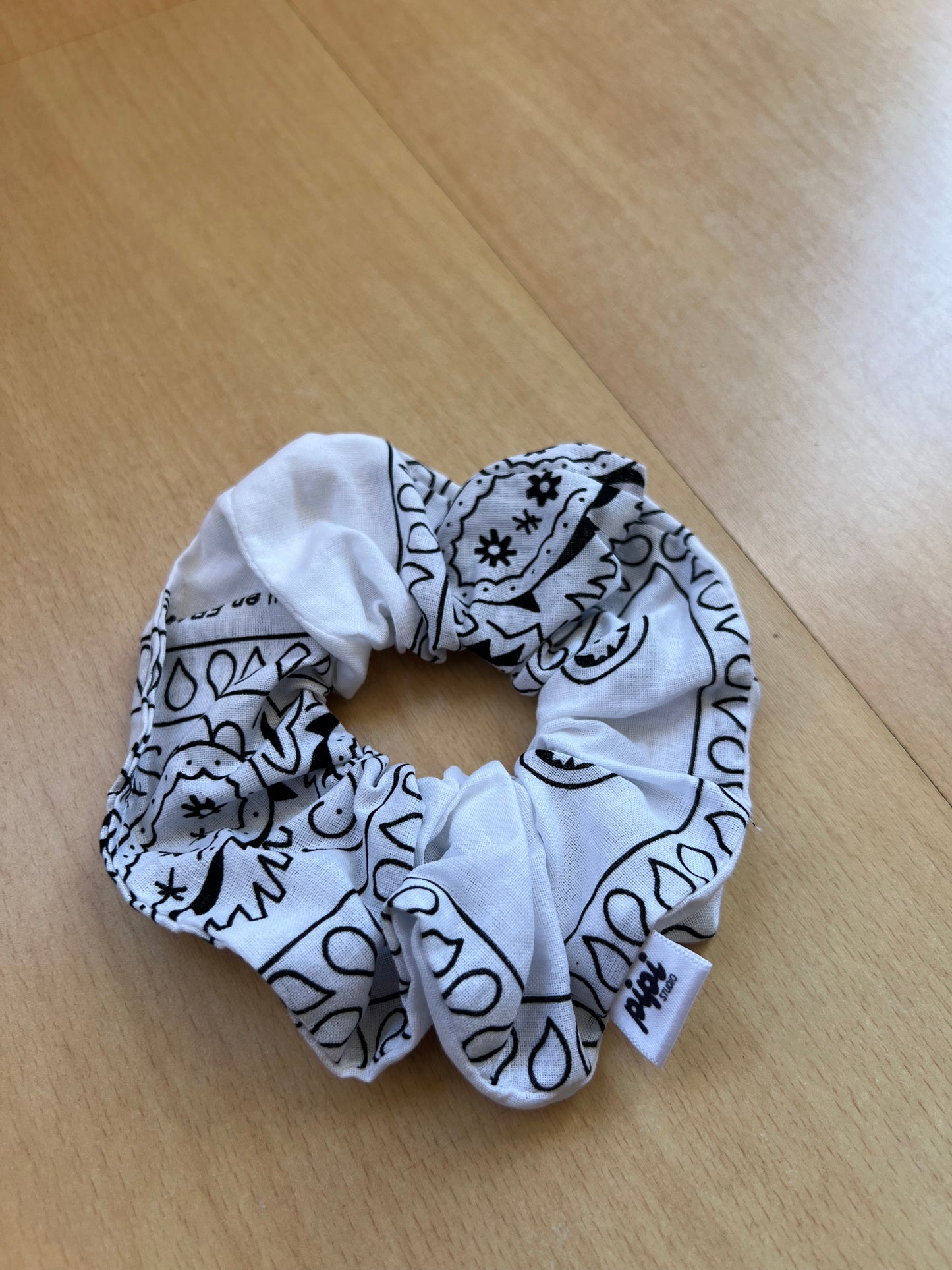 BANDANA WHITE